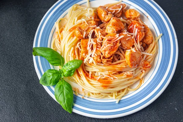 Macarrão Espaguete Molho Tomate Carne Frango Refeição Saudável Fresca Comida — Fotografia de Stock