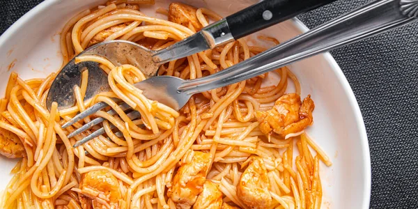 Pasta Spaghettitomato Sauce Chicken Meat Fresh Healthy Meal Food Snack — Foto Stock