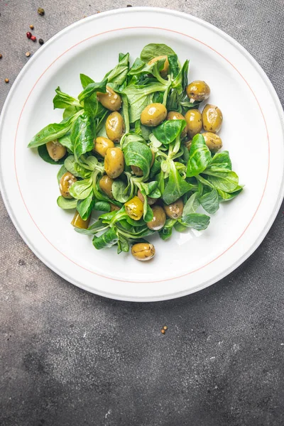 Groene Salade Olijf Bladsla Mache Maïssla Verse Gezonde Maaltijd Voedsel — Stockfoto