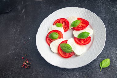 Caprese saladmozzarella fesleğen, fesleğen, taze, sağlıklı yemek, abur cubur.  