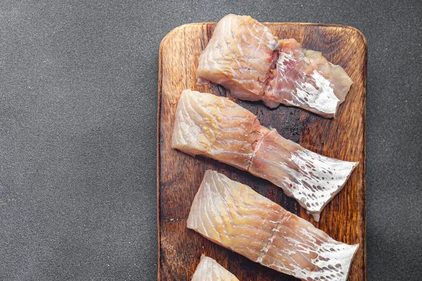 Saithe Świeże Ryby Filet Surowe Owoce Morza Zdrowe Posiłek Jedzenie — Zdjęcie stockowe