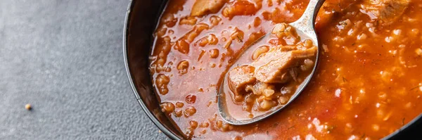 Sopa Tomate Vermelho Carne Kharcho Arroz Cozinhar Refeição Saudável Comida — Fotografia de Stock