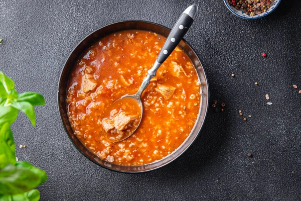 Sopa Tomate Vermelho Carne Kharcho Arroz Cozinhar Refeição Saudável Comida — Fotografia de Stock