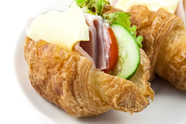 Close-up croissant ham-kaas — Stockfoto