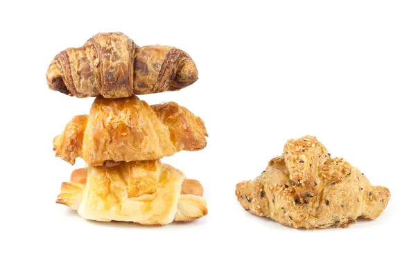Nära håll stack croissant — Stockfoto