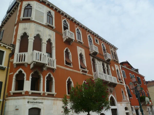 Edificio antiguo —  Fotos de Stock