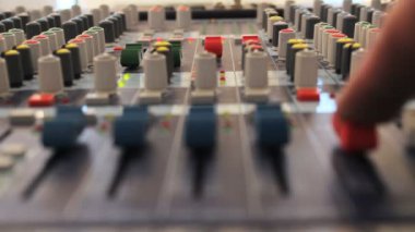 ses karıştırıcı ton studio