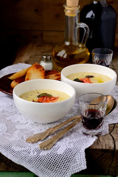 Sopa de crema de patata —  Fotos de Stock