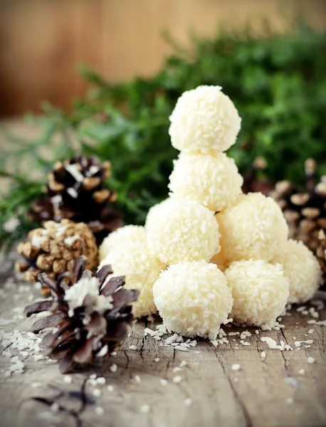 Caramelle fatte in casa con cocco . — Foto Stock