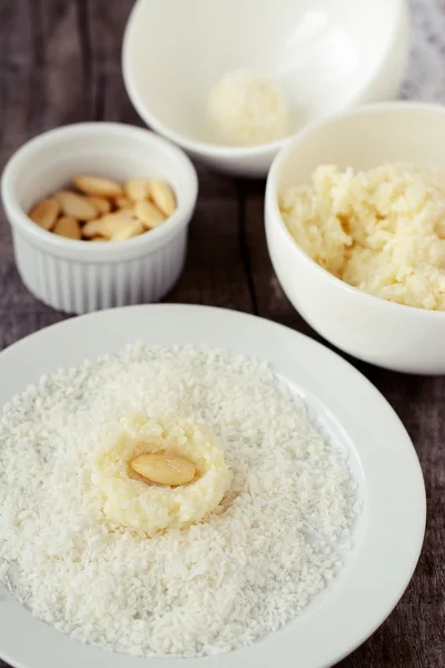 Homemade candies with coconut. — Stock Photo, Image