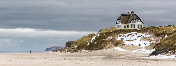 Casa sulla spiaggia — Foto Stock