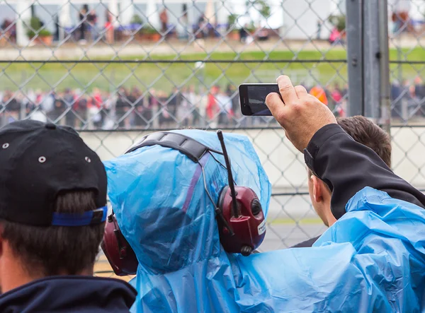 Filmación de Le Mans 2013 en cubierta de lluvia — Foto de Stock