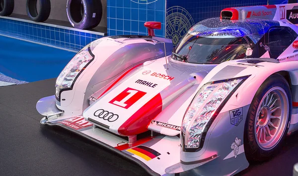 Audi v garáži v le mans roku 2013 — Stock fotografie