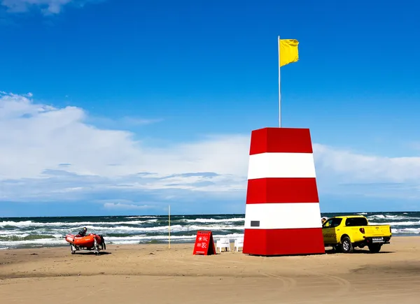 Bagnini guardare Blokhus spiaggia — Foto Stock