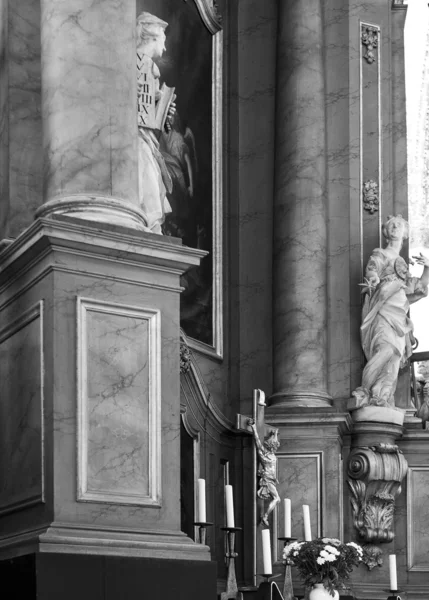 Wijzigen van interieur saint mary kerk rostock — Stockfoto