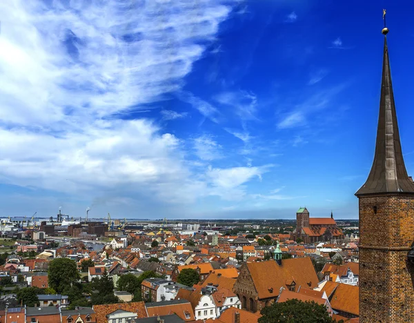 Wismar Iglesia de San Nicolás Alemania panorama Fotos de stock libres de derechos