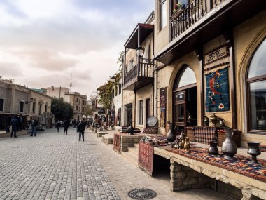 Bakü, Azerbaycan - 22 Kasım: icheri, Bakı, Azərbaycan, üzerinde 22 Kasım 2013 Şirvanşahlar Sarayı (eski şehir). Şirvanşahlar Sarayı icheri UNESCO tarafından dünya mirası 2000 yılından bu yana olduğunu.