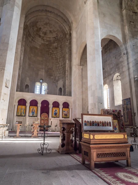 Dentro da catedral de Bagrati em Kutaisi — Fotografia de Stock
