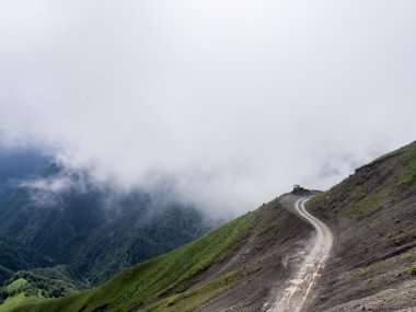 yol omalo tusheti bölgesinde, georgia, Kafkasya