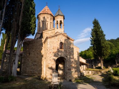 Gürcistan Kutaisi yakınlarındaki Motsameta Manastırı