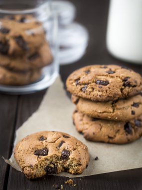 Fıstık ezmesi çikolatalı kurabiye