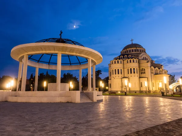 POTI, GEORGIA - JULY 16: The cathedral in Poti, Georgia, by night on July 16, 2013. The cathedral is one of the main tourist attraction of the city — Stock Photo, Image