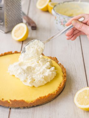 Limonlu pasta pişirme