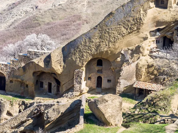 David Gareja, un complejo de monasterios ortodoxos georgianos tallados en roca —  Fotos de Stock