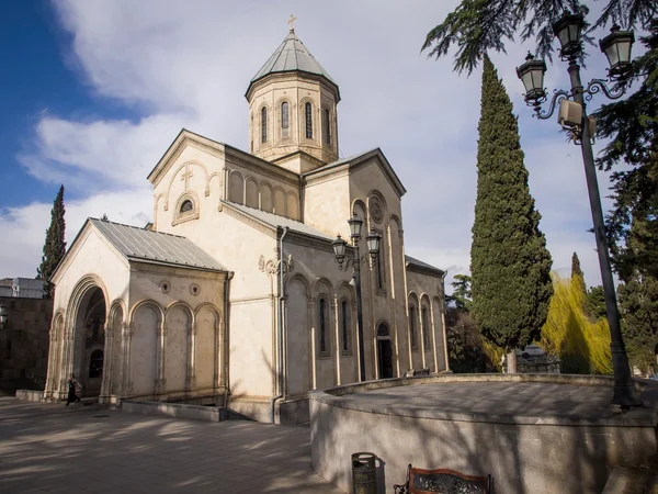 A Igreja Kashveti de São Jorge no centro de Tbilisi — Fotografia de Stock