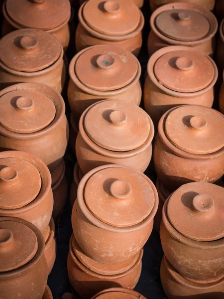 Traditional Georgian clay containers — Stock Photo, Image