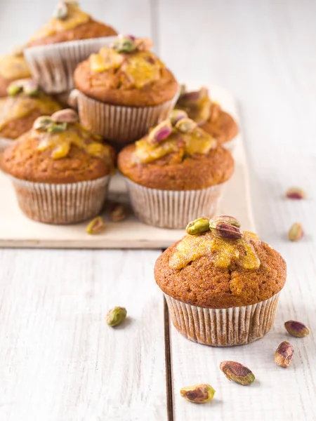 Whole grain carrot muffins — Stock Photo, Image