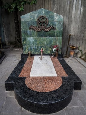 Tiflis, Gürcistan - 25 Ocak 2014: merab kostava mtatsminda pantheon, Tiflis, Gürcistan'ın mezarı. Merab kostava Gürcistan Ulusal Kurtuluş hareketinin liderlerinden biri oldu.