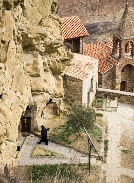 David gareja, sziklába vájt Grúz ortodox kolostor — Stock Fotó