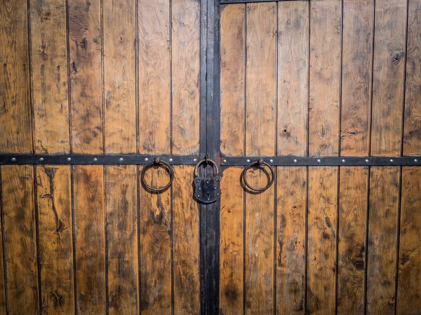 Porta de madeira antiga — Fotografia de Stock