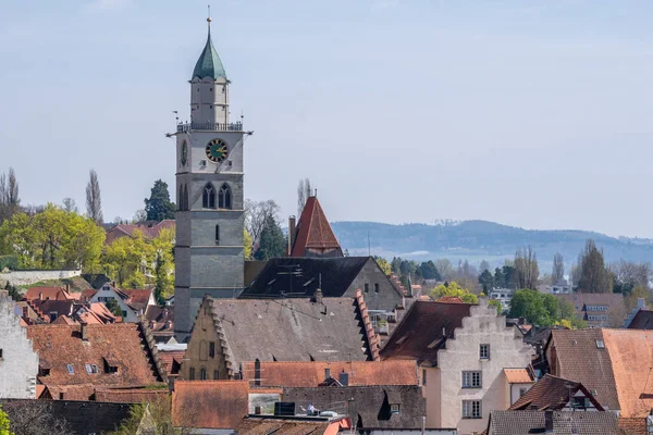 Berlingen Panoramik Manzarası mavi gökyüzü ile güzel Constance Gölü