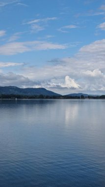 Göl manzaralı yaz Constance Gölü