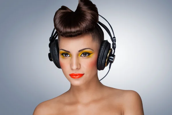 The headphones fashion. — Stock Photo, Image