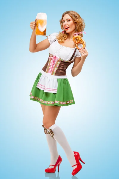 Servire all'Oktoberfest . — Foto Stock
