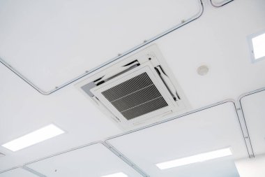 Ofis kullanımı için inşa edilmiş büyük bir klima