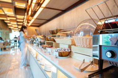 Lüks Otel 'de Kahvaltı, Restoranda Aile ile Brunch, Lüks Otel Konseptinde Kahvaltı Büfesi,  