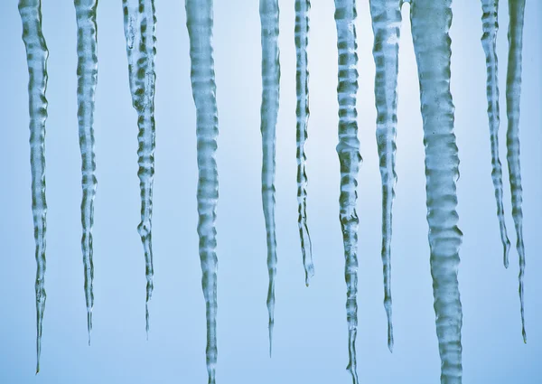 Smeltende ijspegels — Stockfoto