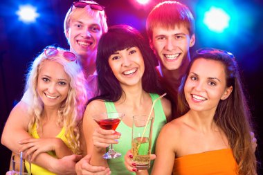 insanlar tarafından gözlük tungur