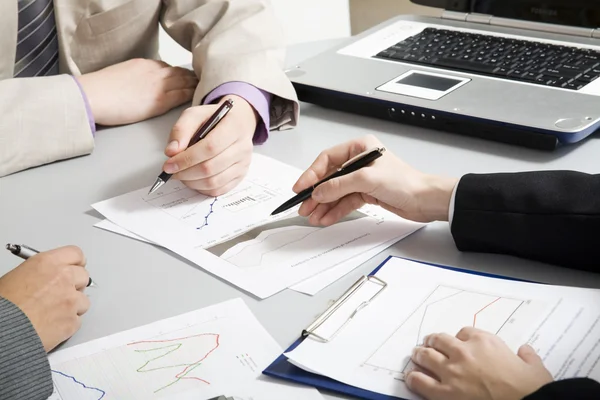 Businesspeople hands — Stok fotoğraf