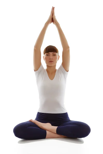 Frau macht Yoga — Stockfoto