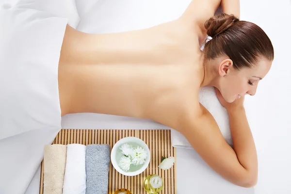 Woman in spa salon — Stock Photo, Image