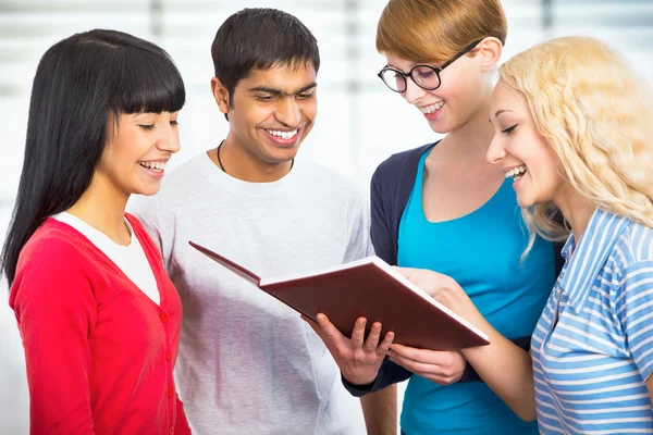 Young students — Stock Photo, Image