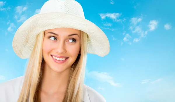 Woman with hat — Stock Photo, Image