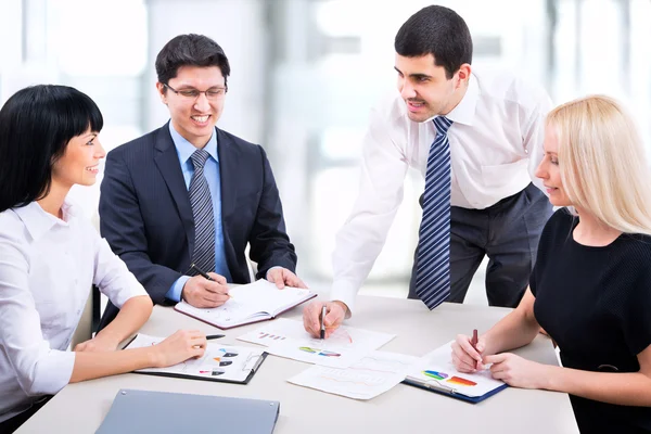 Geschäftsleute — Stockfoto