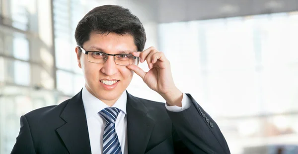 Smiling businessman — Stock Photo, Image