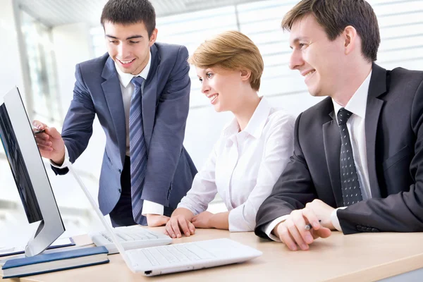 Business people working with computer — Stock Photo, Image